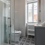 Apartment Sant'ana Lisbon